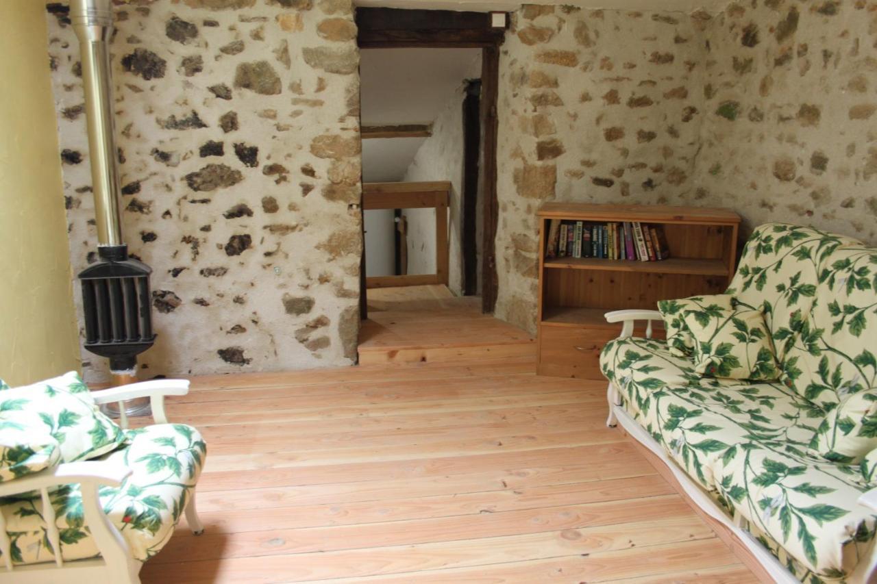 Gite La Pimparola Villa Nouic Exterior foto